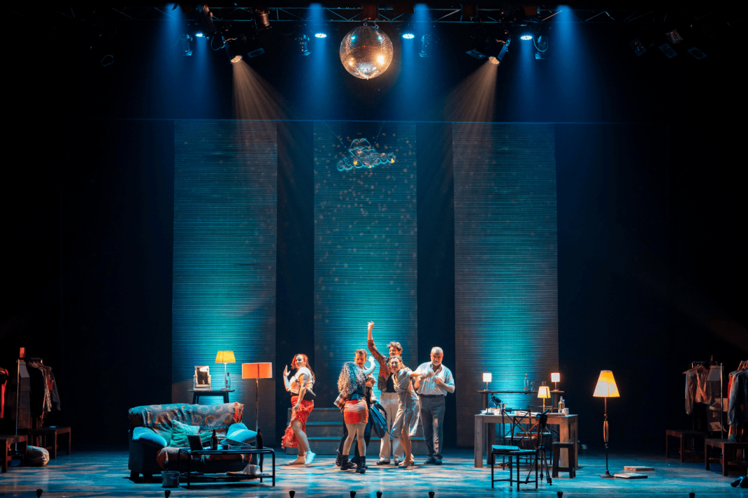 NO ME FALTA EL AIRE | Mujeres a Escena NO ME FALTA EL AIRE | Mujeres a Escena