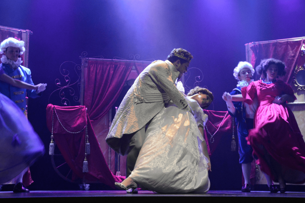 CENICIENTA CENICIENTA