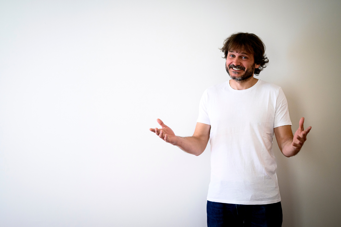 SALVA REINA | PROHIBIDO ECHARLE CACAHUETES AL MONO